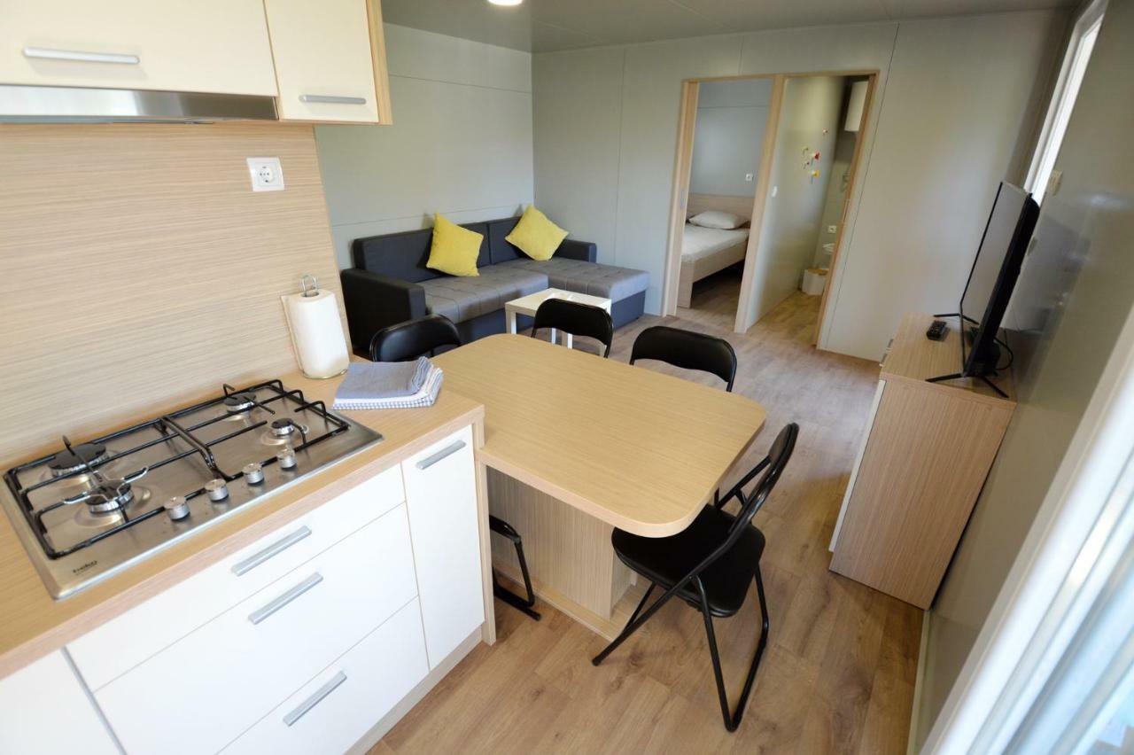 Mobile Home Cvita Betina (Sibenik-Knin) Exterior foto